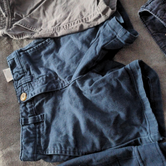 Boys 3T Lot - Six Shorts/One Pants - Picture 5 of 7